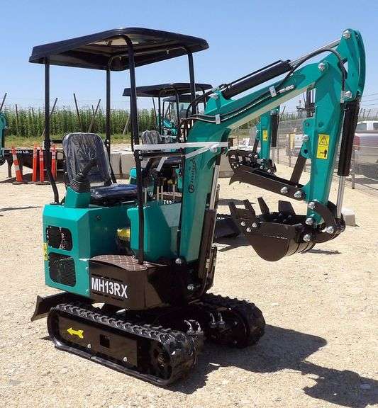 H-1270 Mini Excavator MH13RX