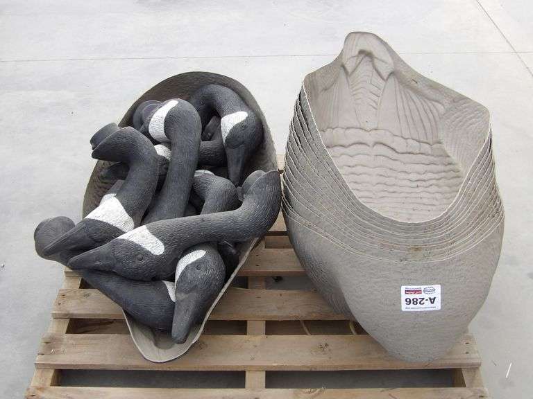 A-286 Goose Decoys
