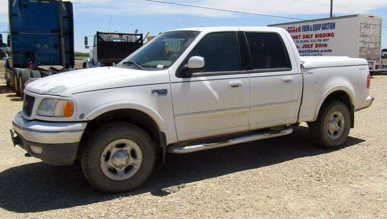 H-1298  2001 Ford F-150 Lariat 4x4 Pickup
