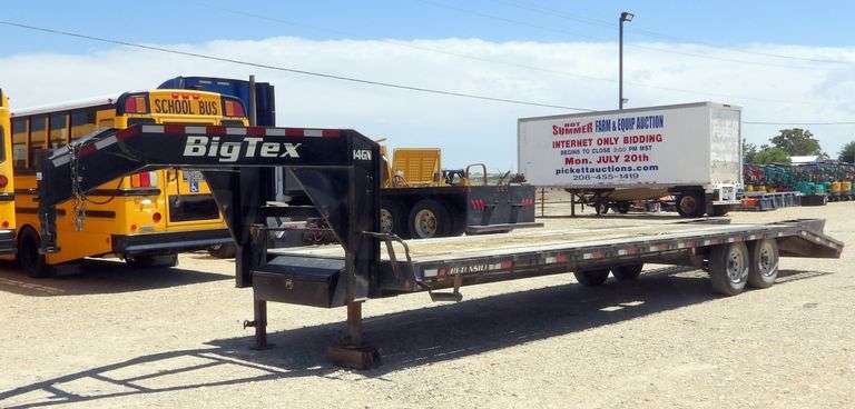 H-1331  2018 Big Tex Flatbed Trailer