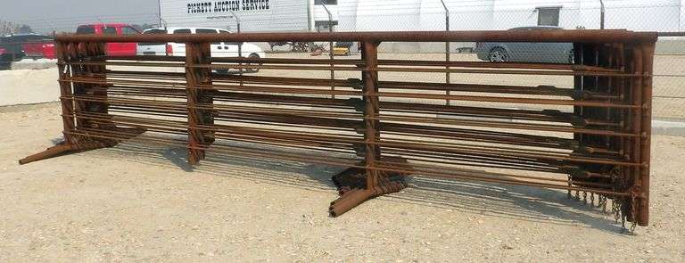 A-195 Heavy Duty Freestanding Bull Panels (10)
