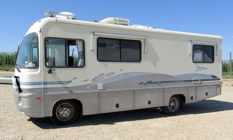 H-1374 1997 Fleetwood Southwind Storm RV