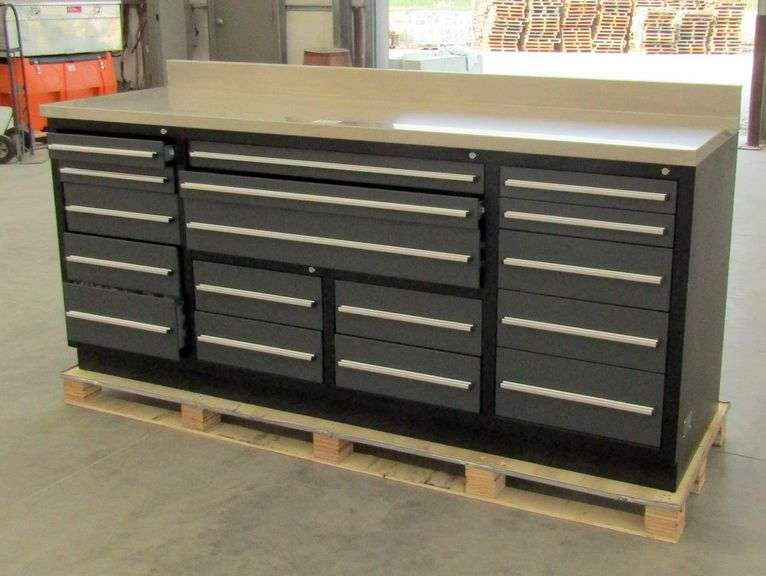 A-120  TMG Workbench / Toolbox