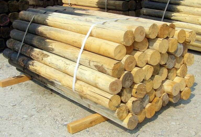 A-111 Wooden Fence Posts (50)