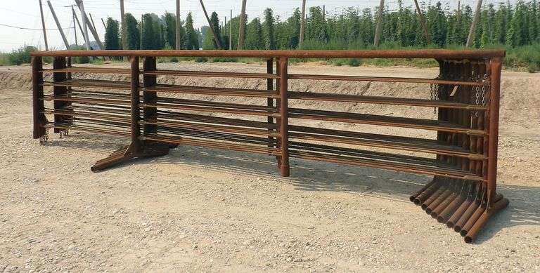 A-193 Heavy Duty Freestanding Bull Panels (10)