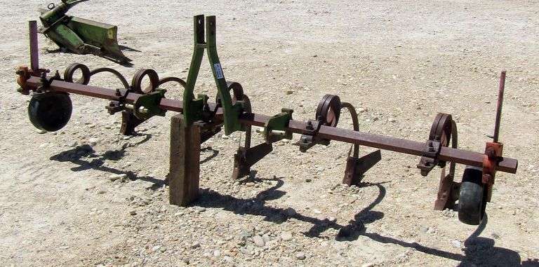 H-1297  3-Point Spring Tooth Cultivator