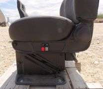 H-1152   International Truck Seats (2)