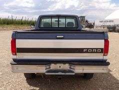 H-1310 1993 Ford F-250 XLT 4X4 Pickup