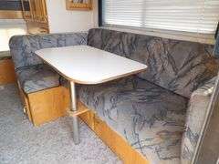 A-173 1994 Northland Pickup Camper