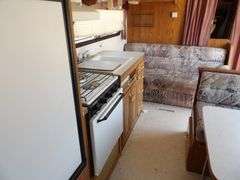 A-262 1999 Nash Travel Trailer