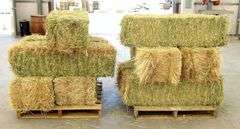 H-1282 Hay Bales (10)
