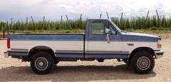 H-1310 1993 Ford F-250 XLT 4X4 Pickup