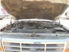 A-199 1994 Ford F350 Flatbed Pickup