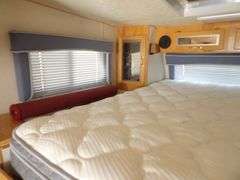 A-173 1994 Northland Pickup Camper