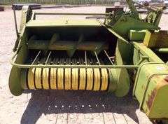 H-1317  John Deere 214T Baler