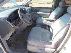 H-1350  2001 Toyota Sienna