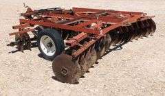 H-1314  International 10' Tandem Disc