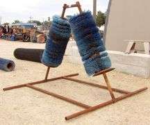 H-1414 Cattle Scratcher
