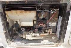 H-1199 2002 Nomad Sportwagon Toy Hauler