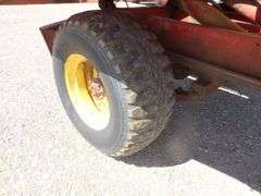 H-1180 New Holland 1049 Bale Wagon
