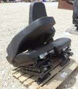 H-1156  Freightliner Trucks Seats (2)