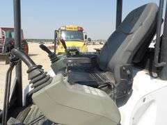 A-260 2013 Bobcat E-35 Mini Excavator