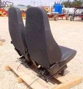 H-1153 Freightliner Truck Seats (2)
