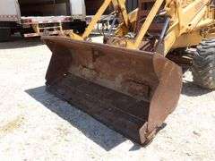 H-1221 CASE 580K Construction King Loader