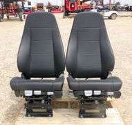 H-1154  Freightliner Truck Seats (2)