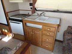 A-262 1999 Nash Travel Trailer