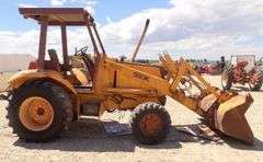 H-1221 CASE 580K Construction King Loader