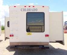 H-1097 2006 Thor Colorado Travel Trailer