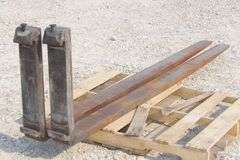 A-166 Pallet Forks