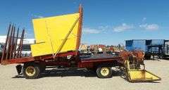 H-1180 New Holland 1049 Bale Wagon