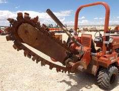 H-1207 2003 Ditch Witch 3700DD Trencher
