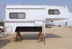 A-173 1994 Northland Pickup Camper