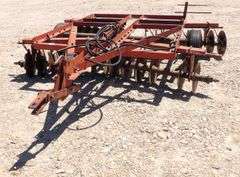 H-1314  International 10' Tandem Disc