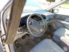 H-1350  2001 Toyota Sienna