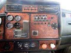 H-1380 2005 Kenworth T800 4X2 Truck Tractor