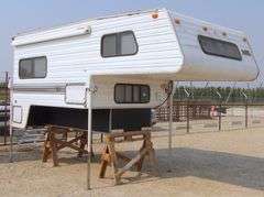 A-173 1994 Northland Pickup Camper