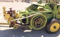 H-1317  John Deere 214T Baler