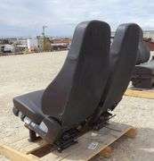 H-1154  Freightliner Truck Seats (2)
