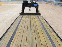 A-101 2023 Diamond C Gooseneck Trailer
