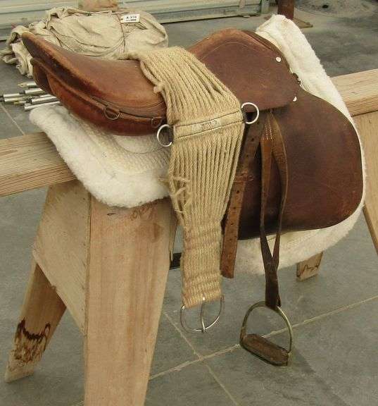 A-384 English Saddle & Pad