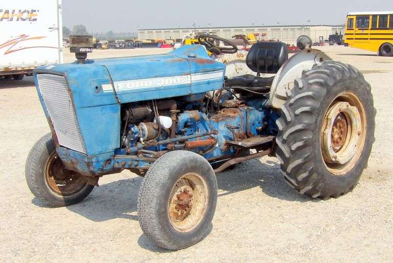 A-315 Ford 3000 Tractor