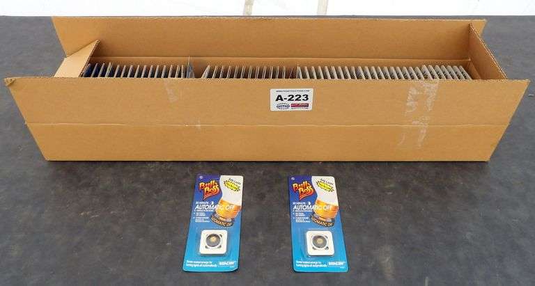 A-223 Bulb Boss Auto Off Light Adaptor
