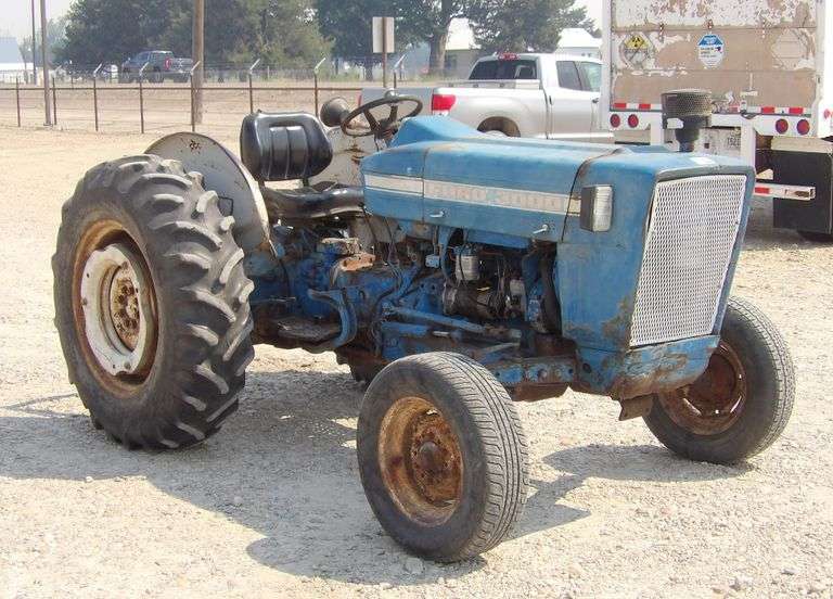 A-315 Ford 3000 Tractor