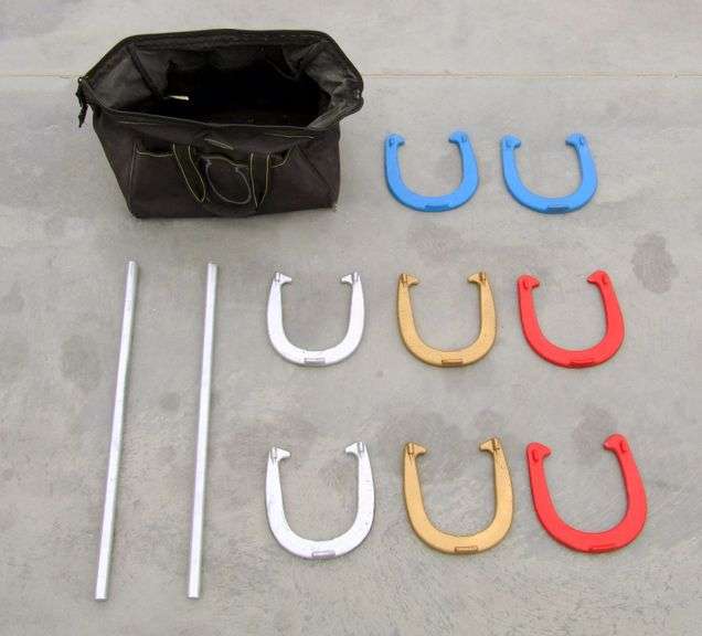 A-362  Horseshoe Game Set