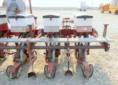 A-350  WIC 6 Row Planter