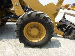 A-400 Caterpillar 908H Articulating 2 Wheel Loader